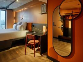 Tribe Paris Saint Ouen Accommodation San Jose