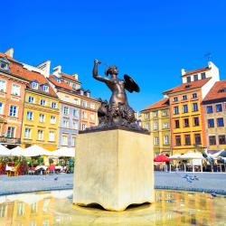 Old Town Market Place, Warsaw Accommodation San Jose