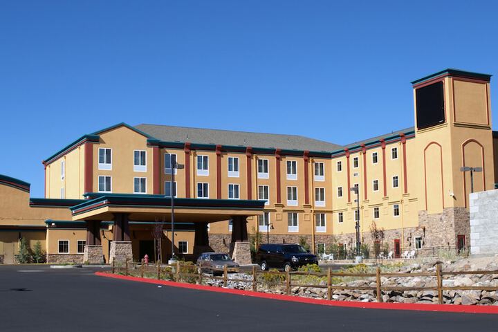 Diamond Mountain Casino Hotel - thumb 1