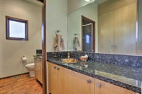 40 Acre Custom Coarsegold Home w / Hot Tub  Views