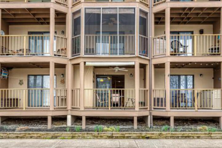 Jamaica Place - thumb 2