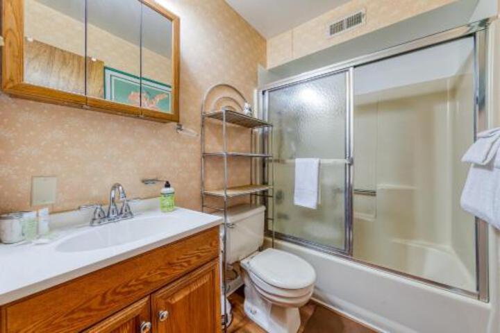 Jamaica Place - thumb 6