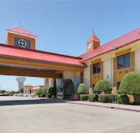 Red Roof Inn Plus Dallas - Addison - Accommodation San Jose