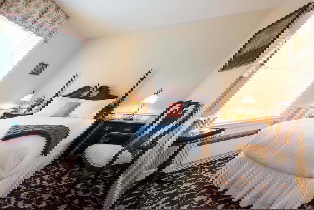 Jared Coffin House - thumb 4