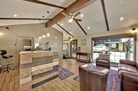 Secrets Inn Lake Tahoe