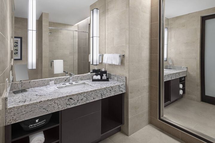 JW Marriott Houston Downtown - thumb 7