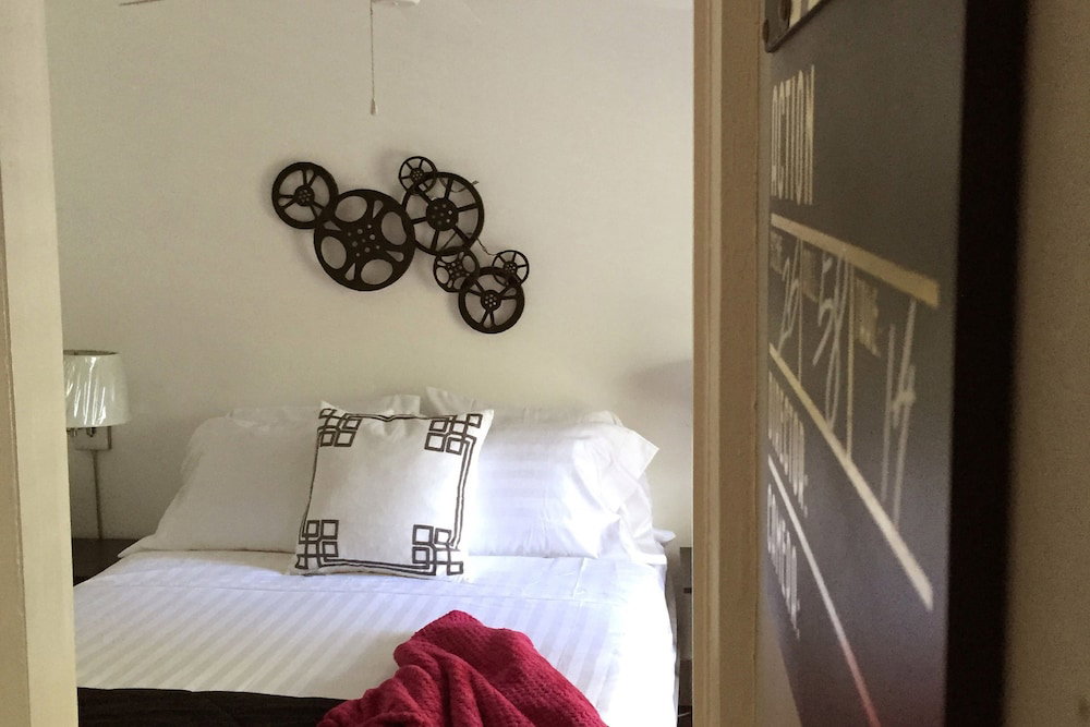 18 Vine Inn & Carriage House - thumb 3
