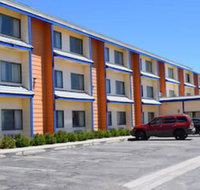 Royal Inn - Accommodation San Jose