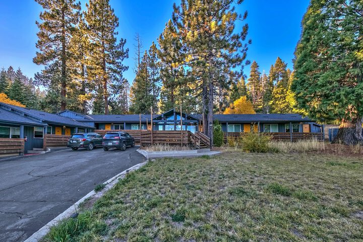 Basecamp Tahoe City - thumb 3