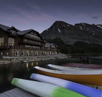 Many Glacier Hotel - Inside the Park - Accommodation San Jose