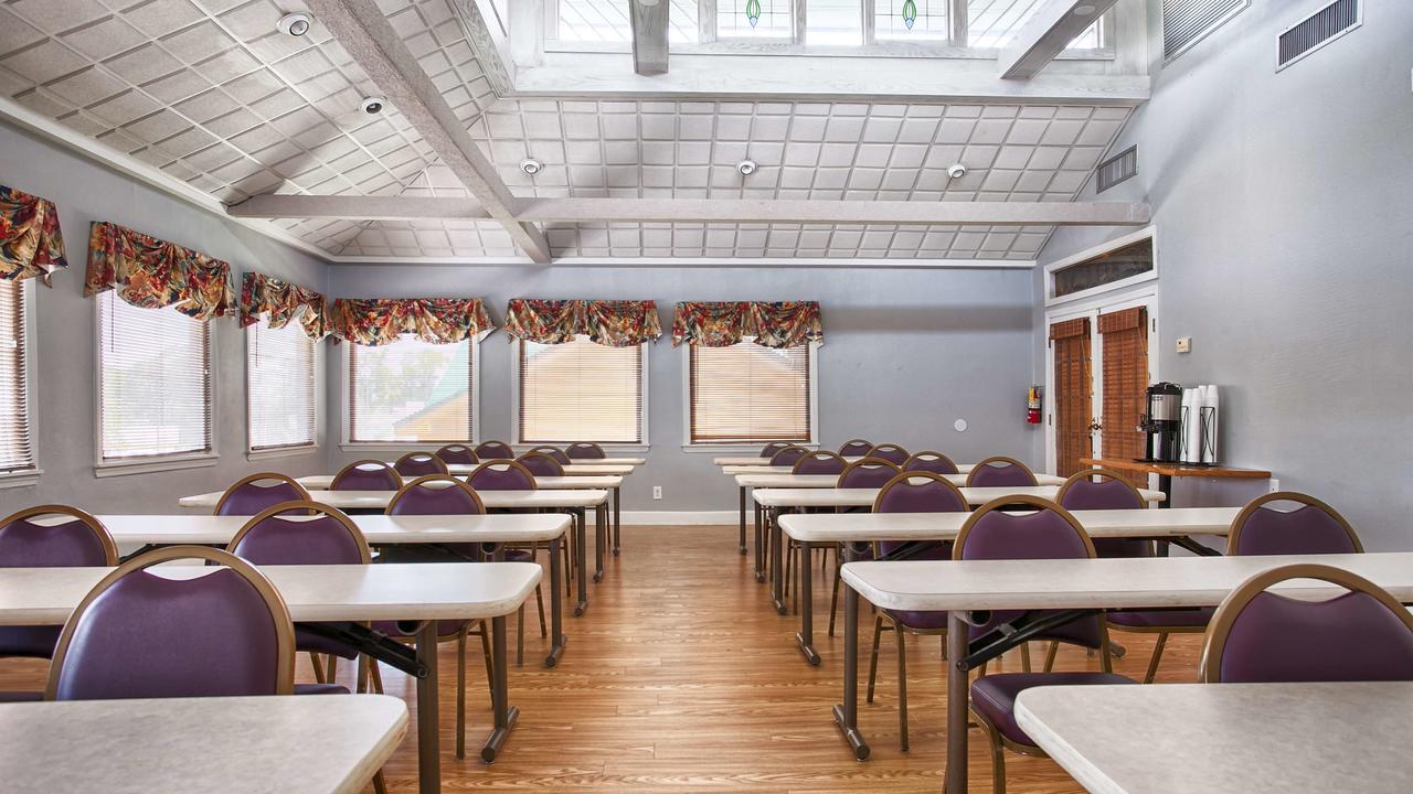 Best Western Central Inn - thumb 5