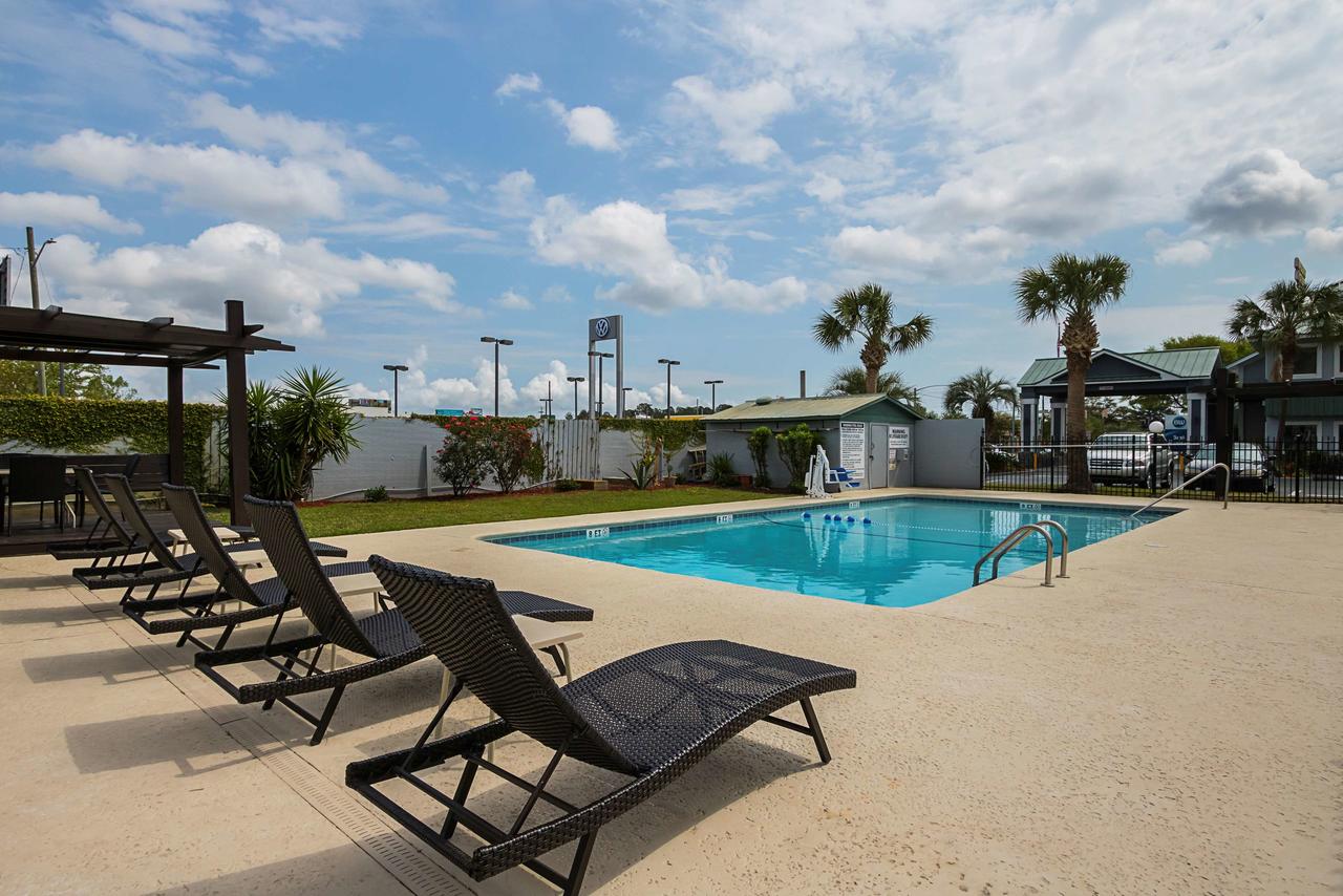 Best Western Central Inn - thumb 1