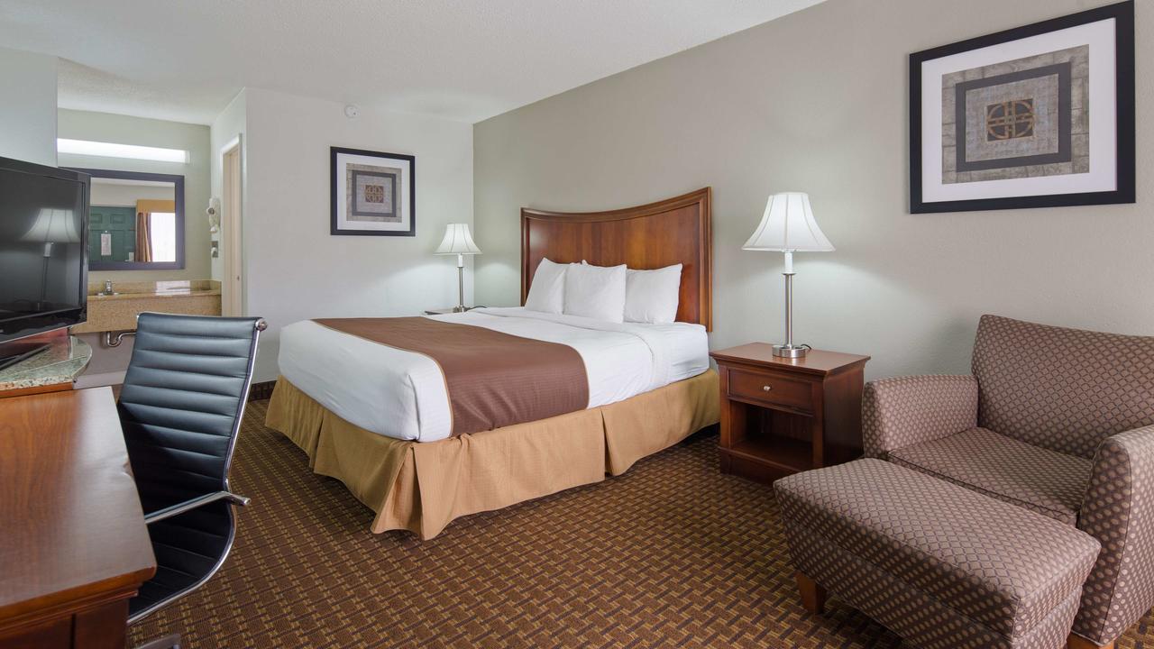 Best Western Central Inn - thumb 43