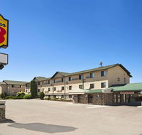 Super 8 by Wyndham Idaho Falls - Accommodation San Jose
