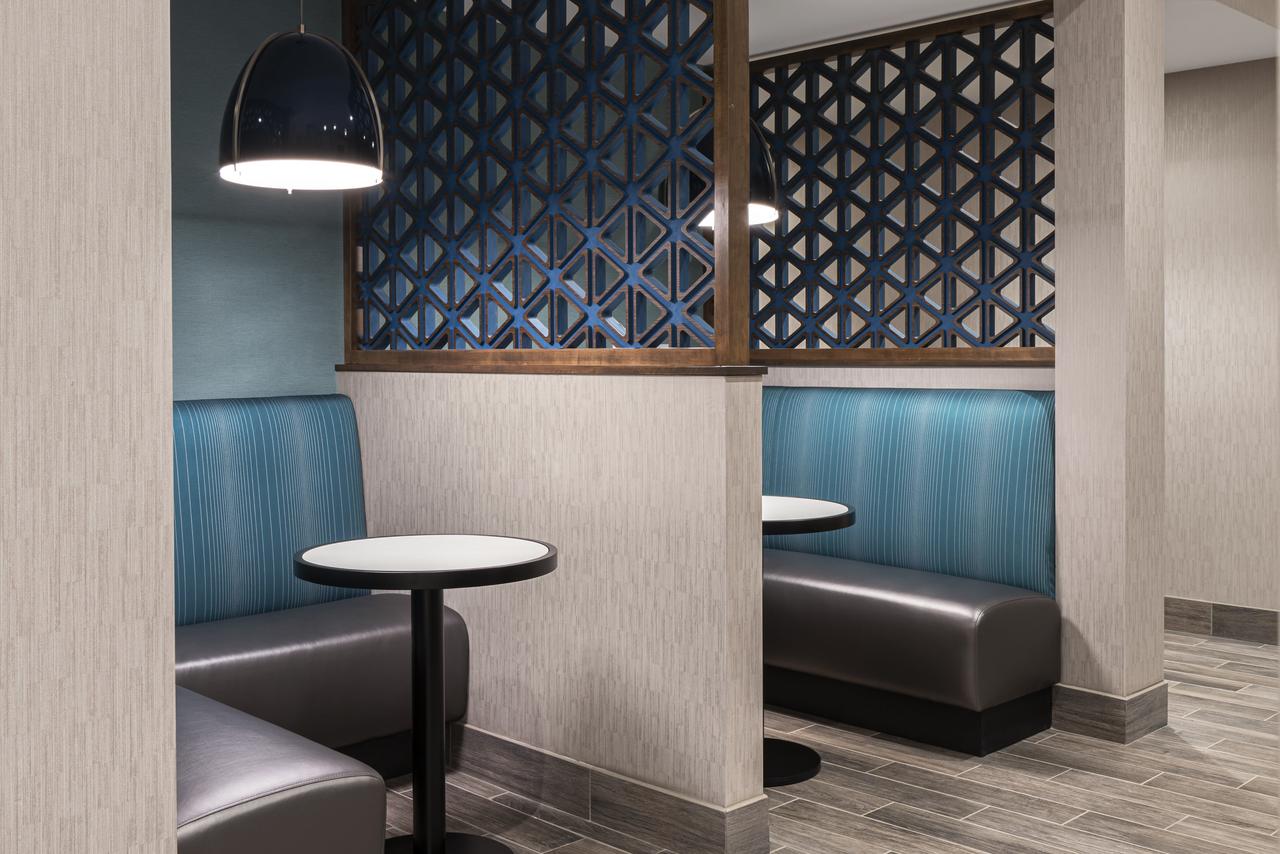 Hampton Inn & Suites Bridgeview Chicago, Il - thumb 24