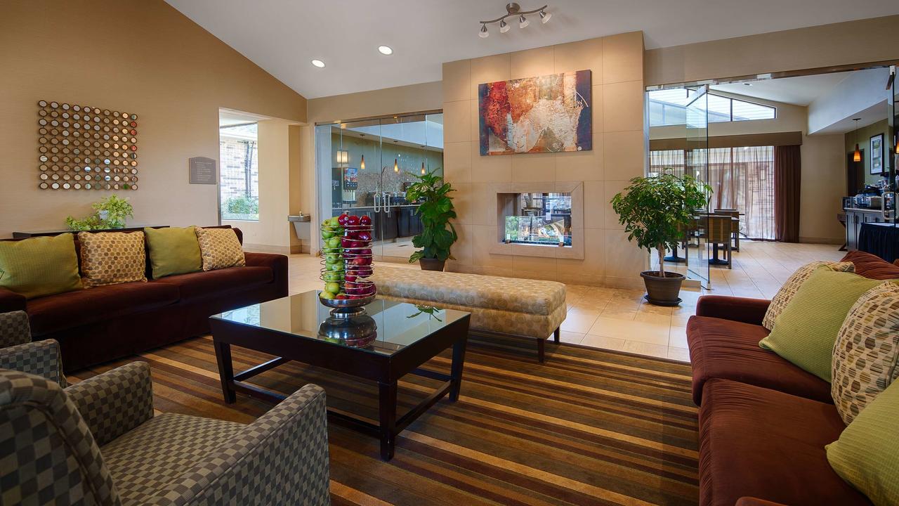 Best Western Plus Antioch Hotel & Suites - thumb 25