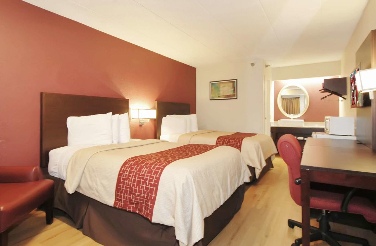 Red Roof PLUS+ Chicago - Hoffman Estates - thumb 4