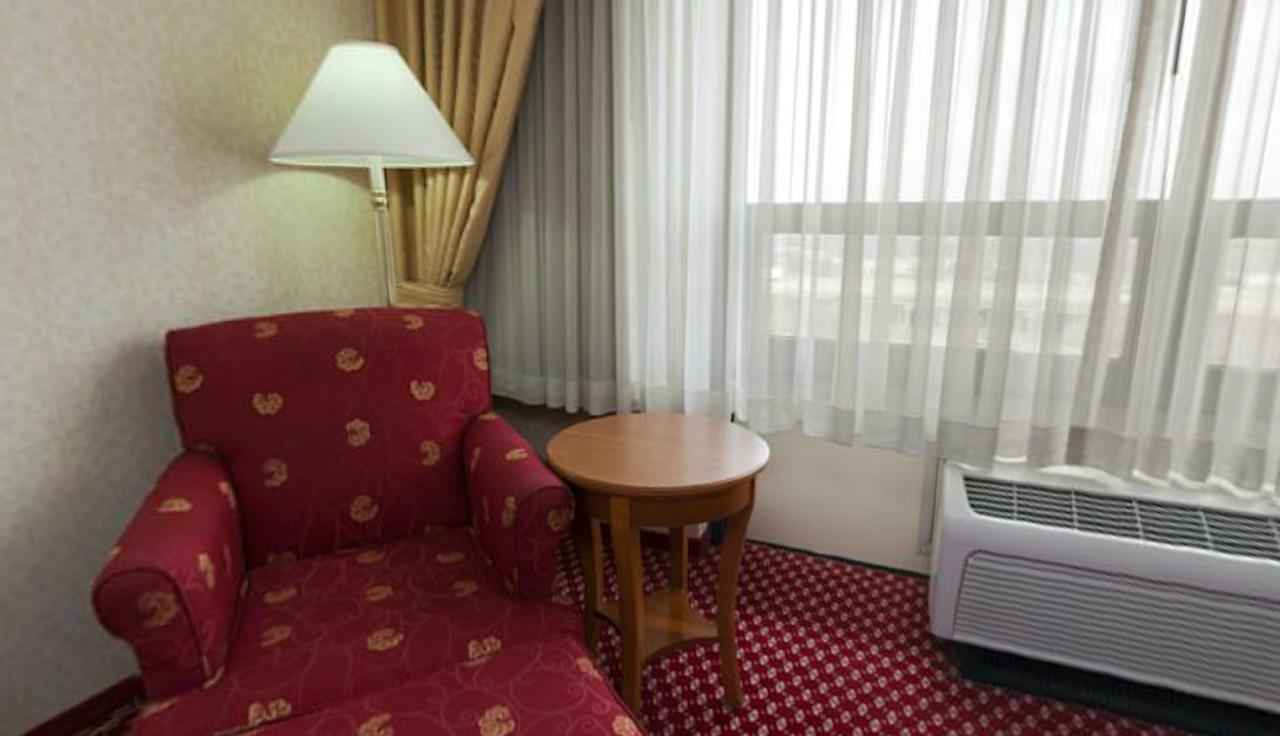 Edward Hotel - thumb 10