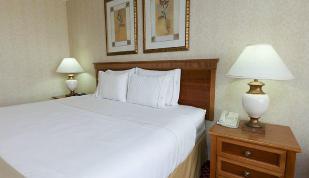 Edward Hotel - thumb 7