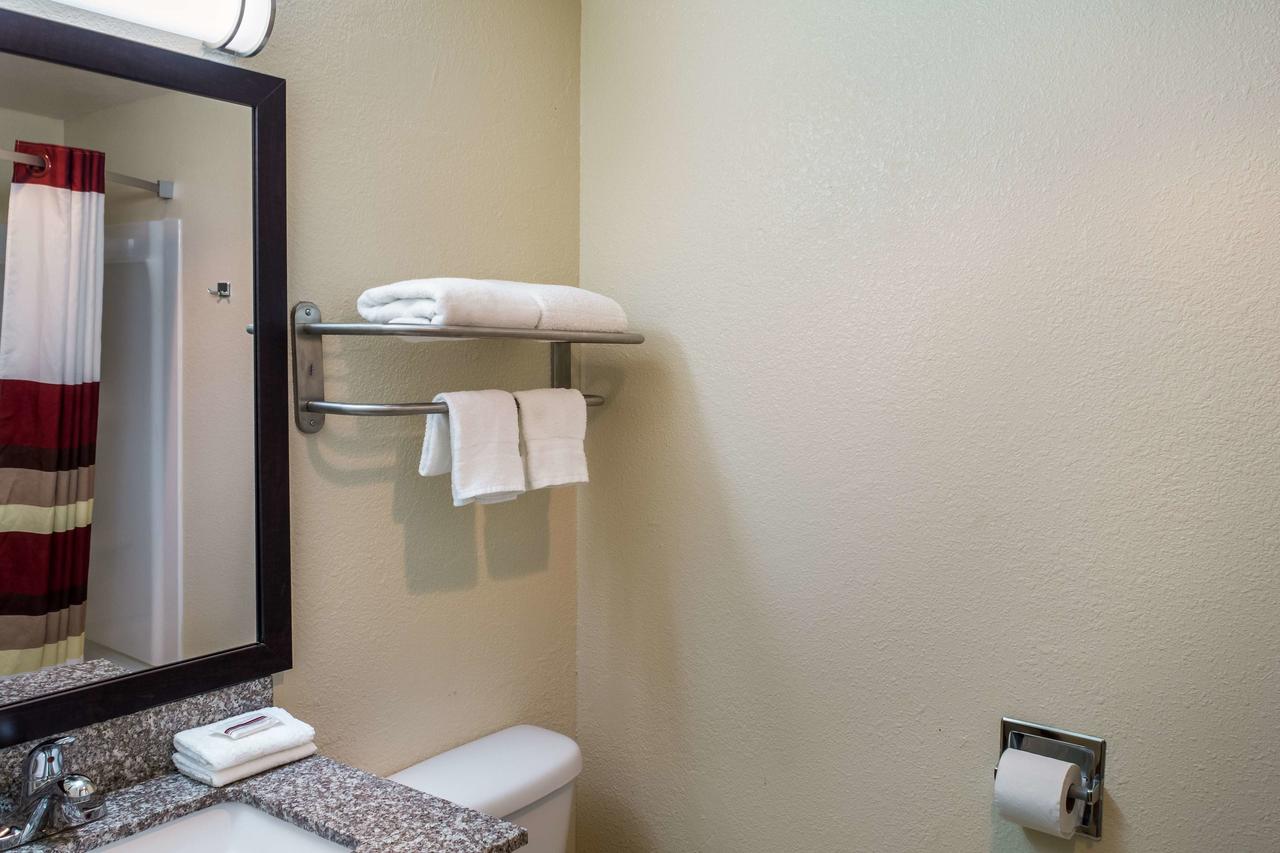 Red Roof Inn Richmond - thumb 22