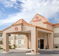 Ramada by Wyndham Angola/Fremont Area - Accommodation San Jose