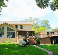 The Sanctuary on Golden Lake - Accommodation San Jose