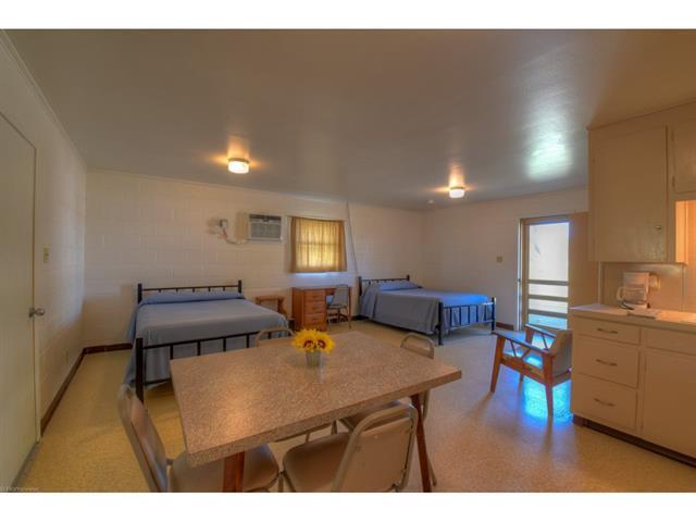 Oasis Lake Buchanan - thumb 5