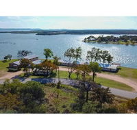 Oasis Lake Buchanan - Accommodation San Jose