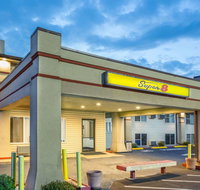 Super 8 by Wyndham North Sioux City - Accommodation San Jose