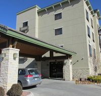 Parkwood Inn  Suites - Accommodation San Jose