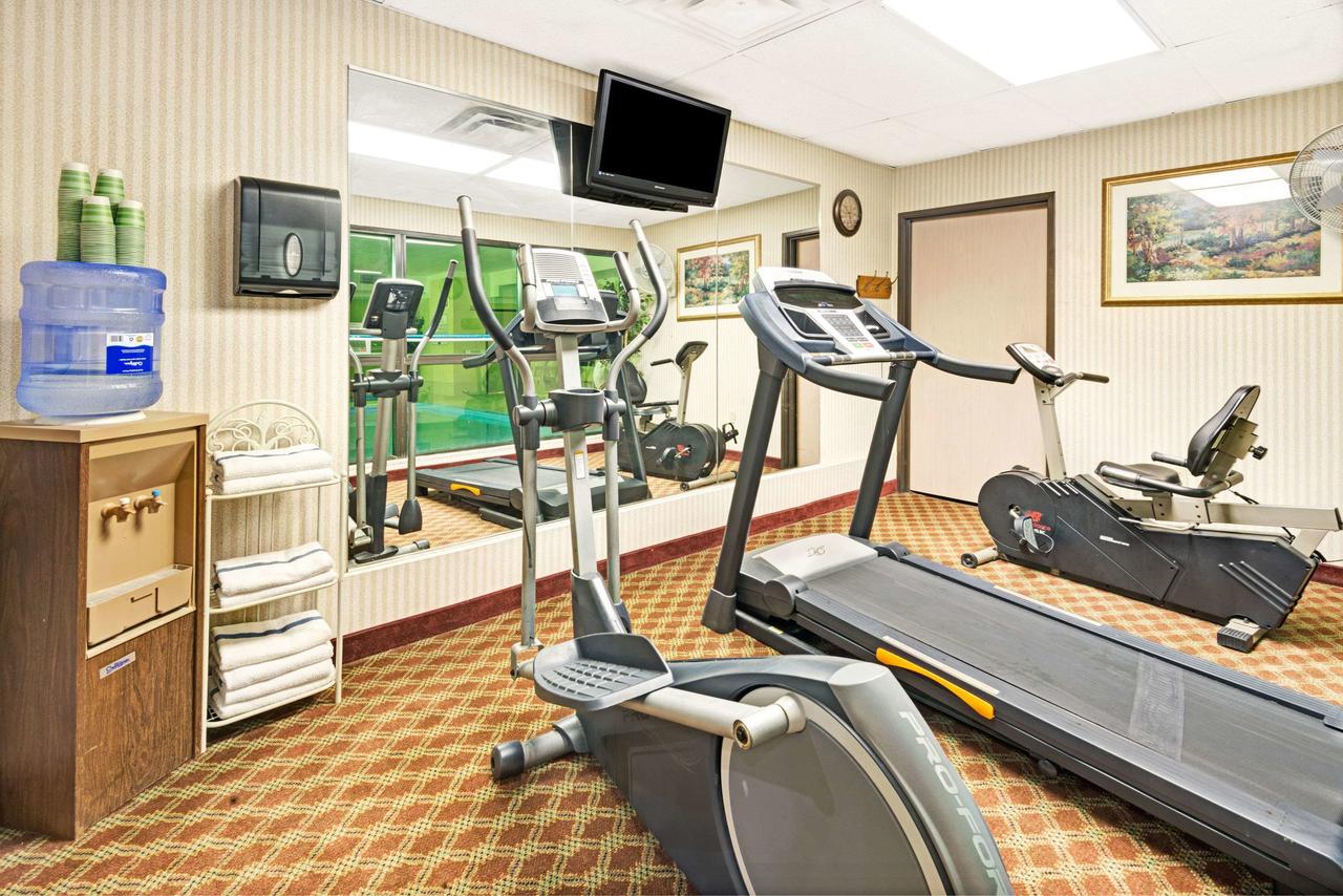 Baymont By Wyndham Lawrence - thumb 16