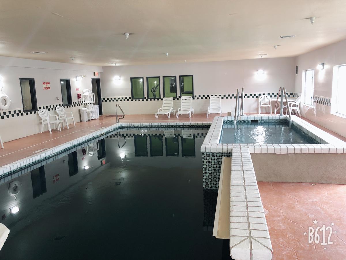 Country Inn & Suites By Radisson, Topeka West, KS - thumb 7