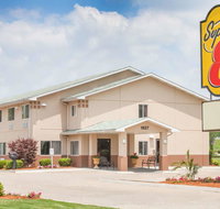 Super 8 by Wyndham Owensboro - Accommodation San Jose