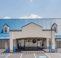 Days Inn by Wyndham Owensboro - Accommodation San Jose