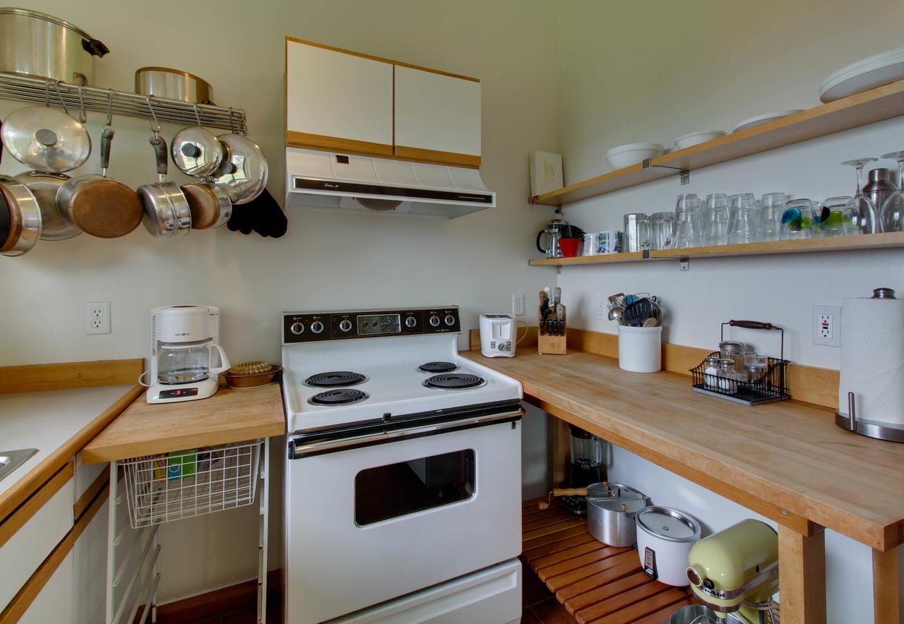 Skookum Sunsets - thumb 12