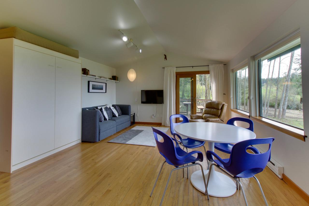 Skookum Sunsets - thumb 6