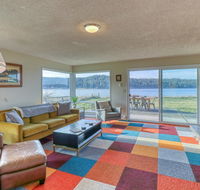 Lopez Island Mud Bay Waterfront home - Accommodation San Jose