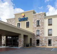 Comfort Inn  Suites Airport - Accommodation San Jose
