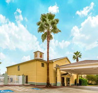 Super 8 by Wyndham Lake Charles/Sulphur - Accommodation San Jose