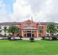 Quality Suites Sulphur - Accommodation San Jose