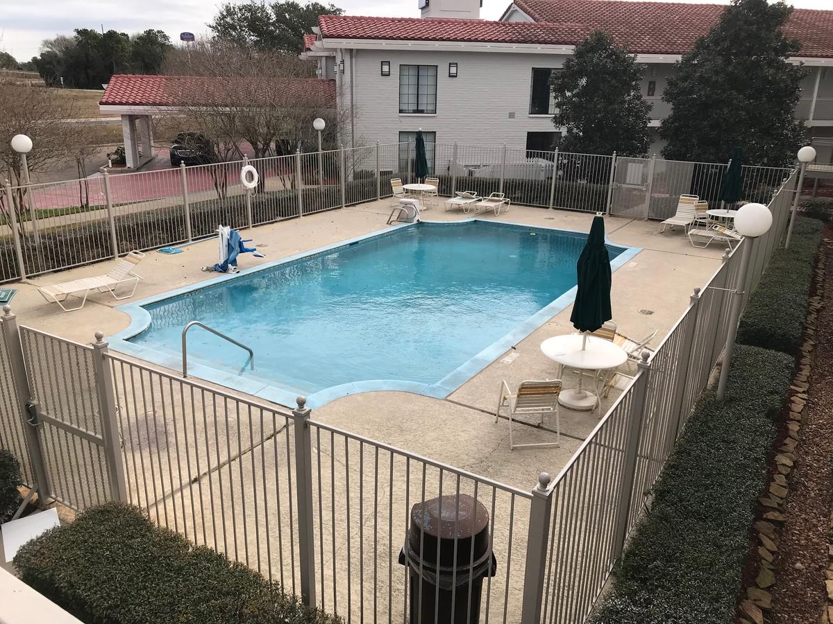 Days Inn By Wyndham Sulphur West - thumb 19