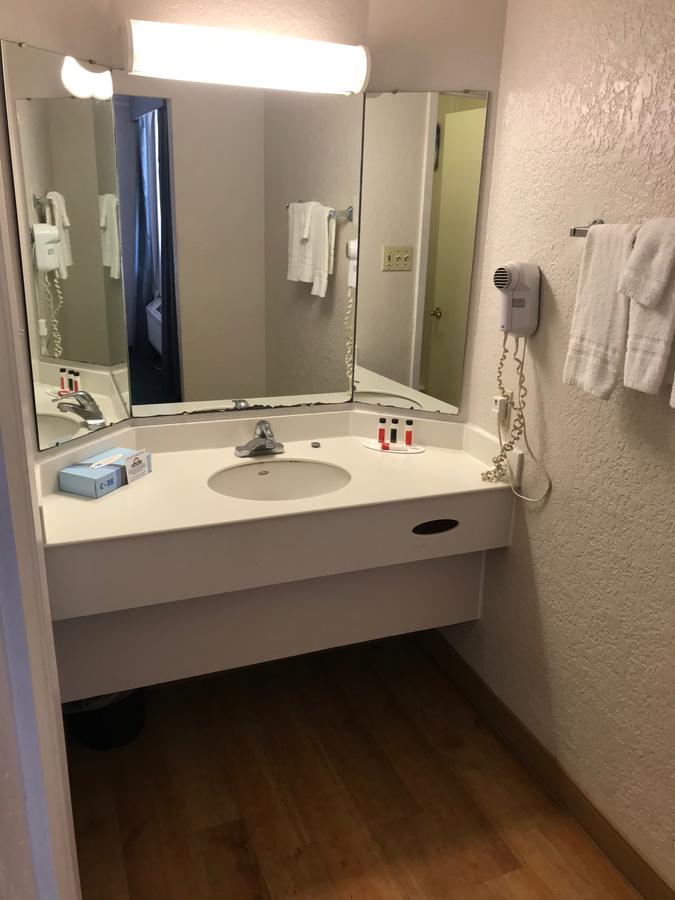 Days Inn By Wyndham Sulphur West - thumb 6