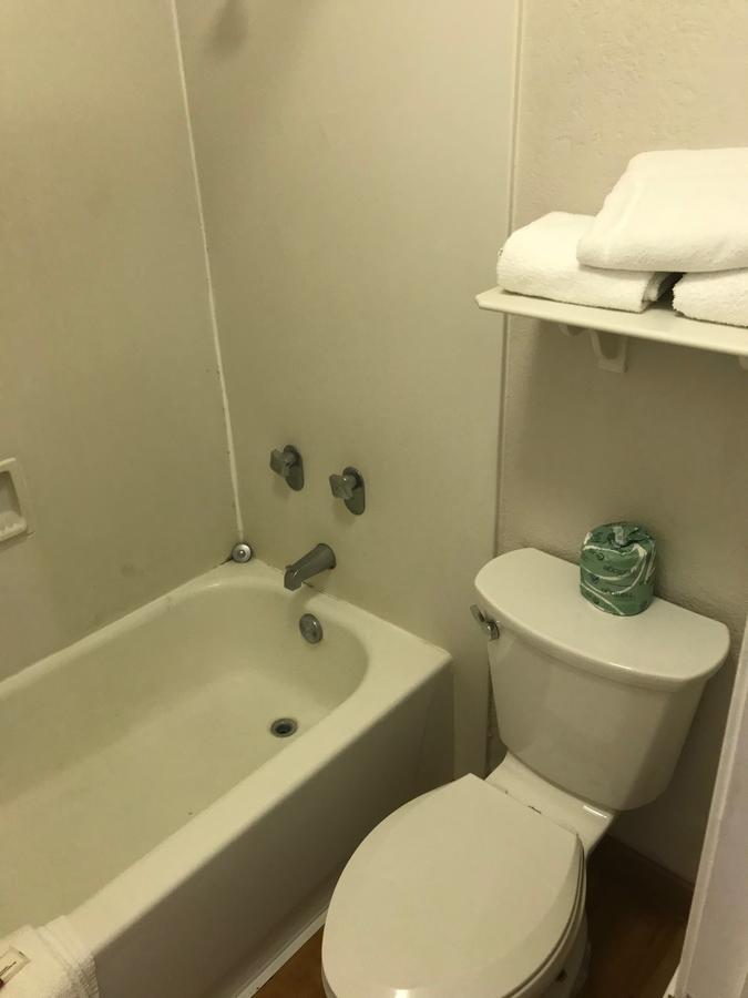 Days Inn By Wyndham Sulphur West - thumb 9