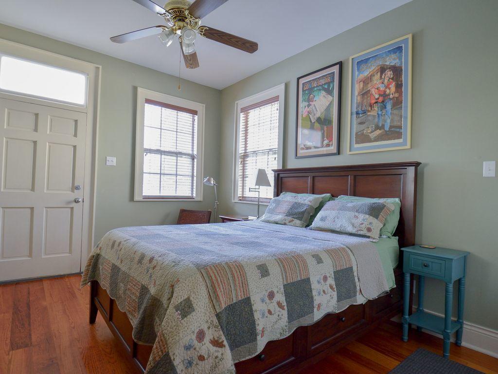 Parrot Palace - thumb 10