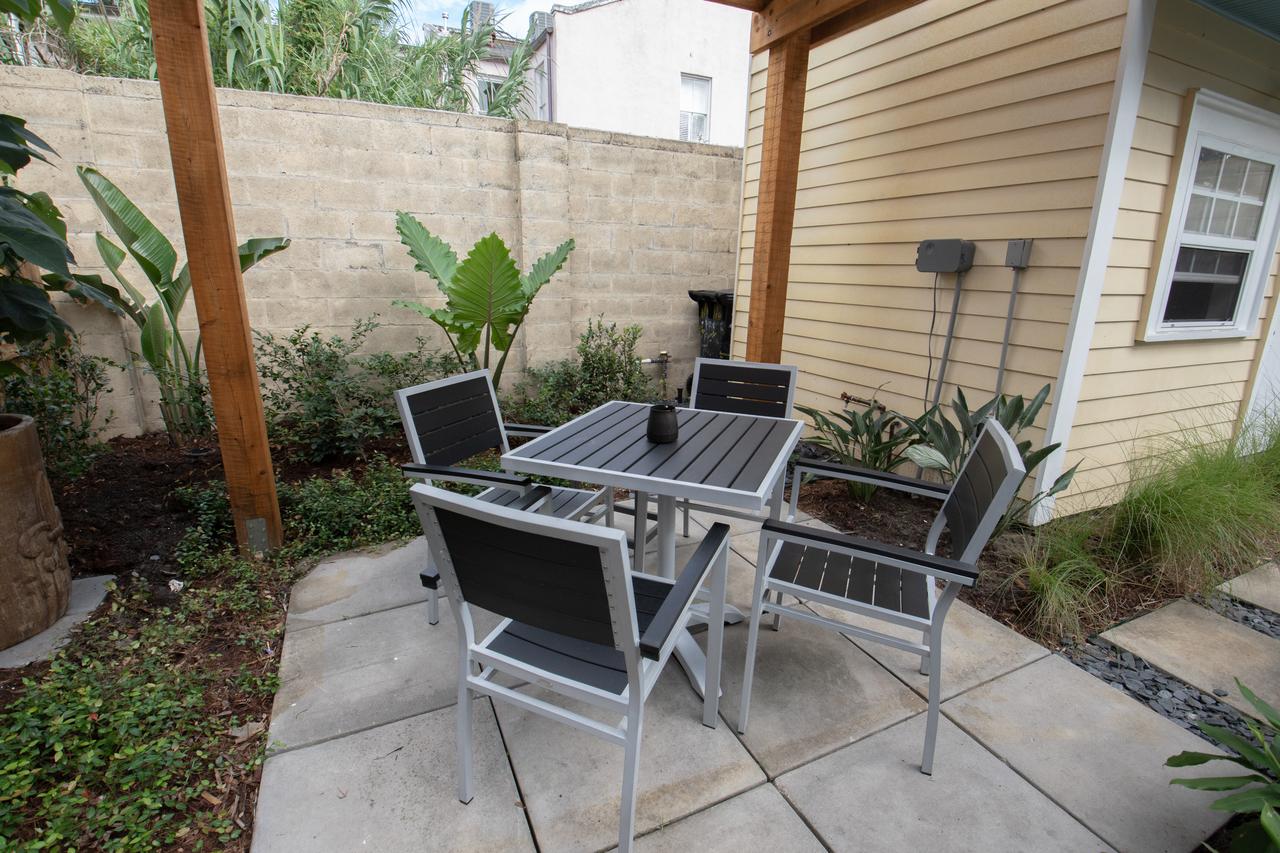 Parrot Palace - thumb 33