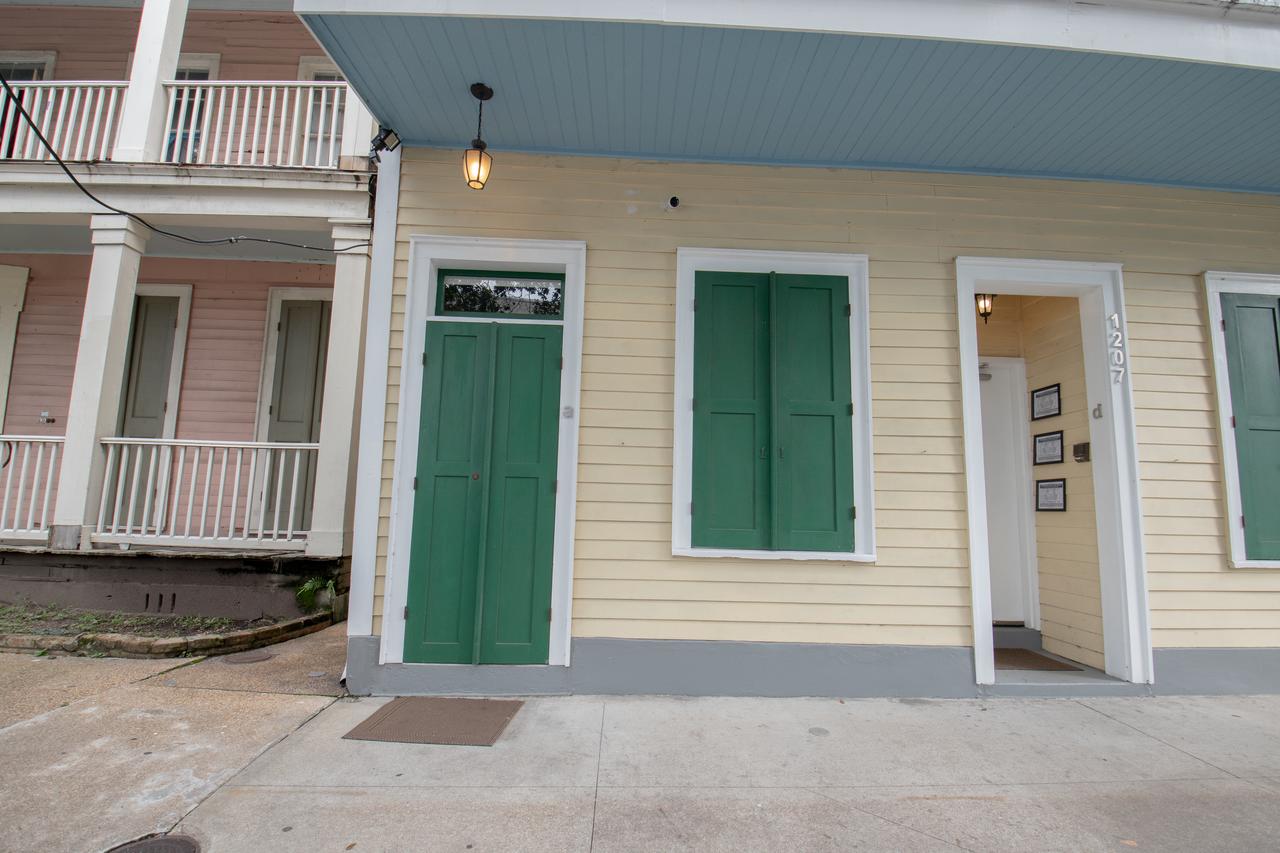 Parrot Palace - thumb 22