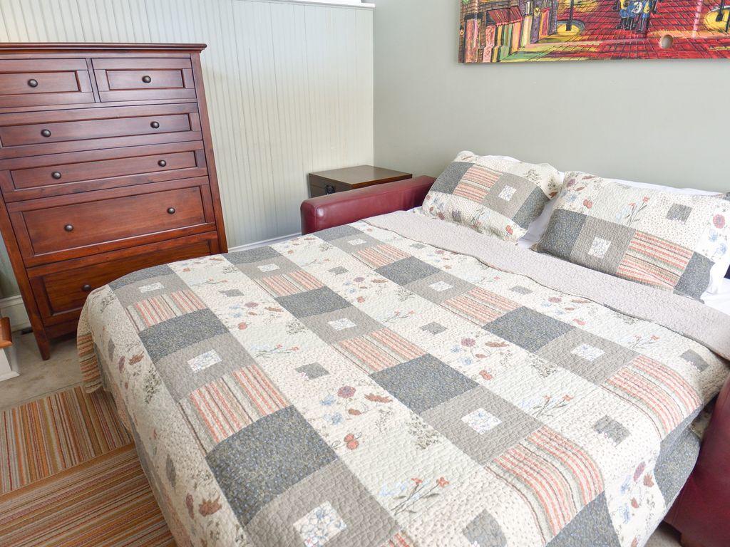 Parrot Palace - thumb 5