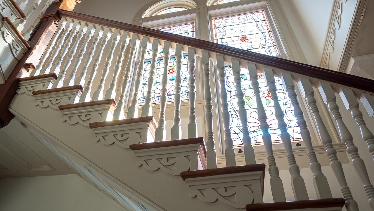 Sully Mansion Bed And Breakfast - thumb 1