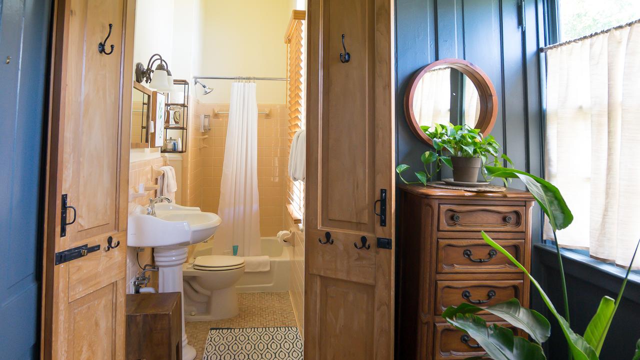 Sully Mansion Bed And Breakfast - thumb 44