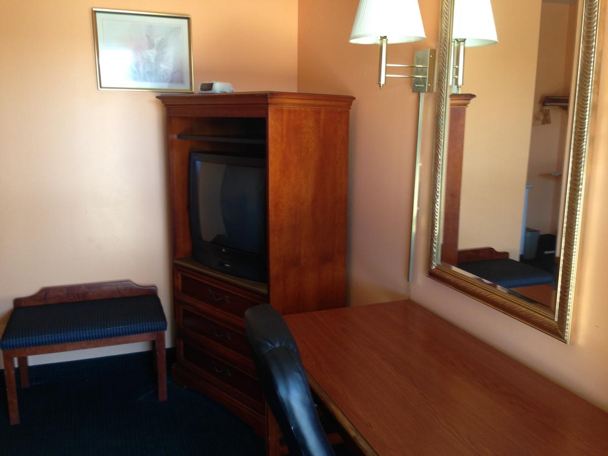 Ranch House Motel Marksville - thumb 1